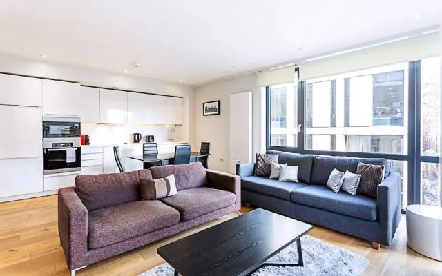 Wonderful Holborn Apartment