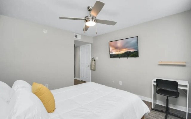 Tx Home Group - Uptown Galleria