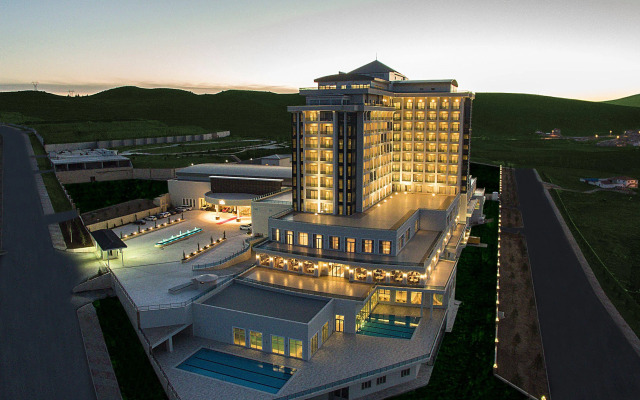 Alila Deluxe Thermal Hotel & Spa