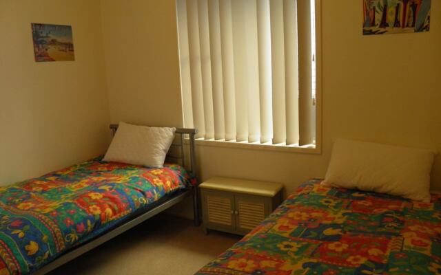 Verona Road, 08, Pelicans Perch