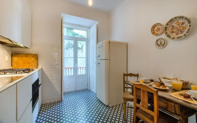 LxWay Bairro Alto - Rua dos Mouros