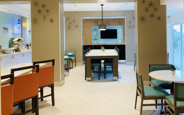 Holiday Inn Resort Nassau