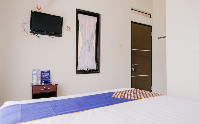 Singgalang Family Residence by OYO Rooms