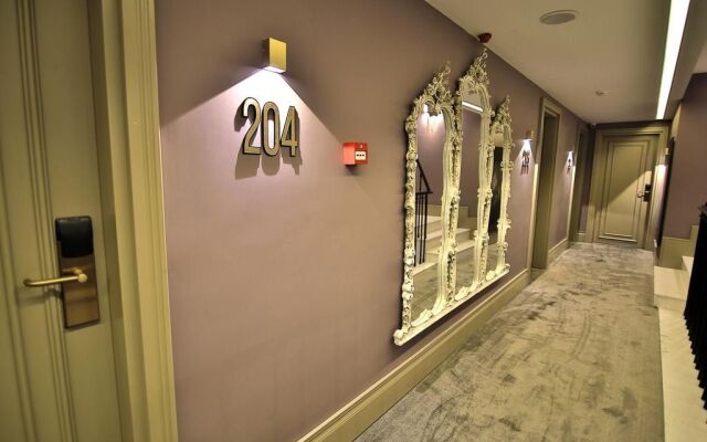 Reo Hotel & Spa