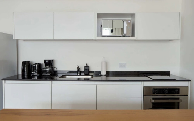 Cozy  Modern Studio 209
