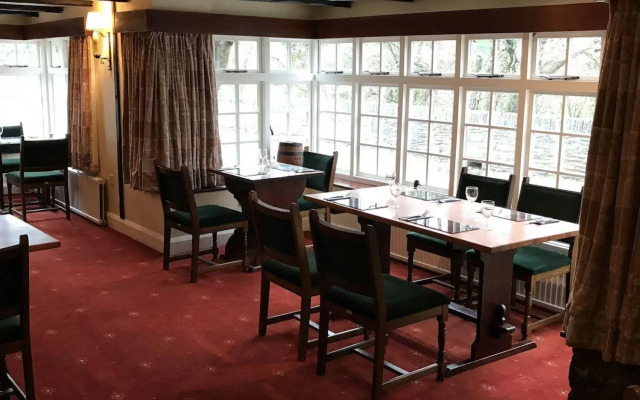 Trewern Arms Hotel