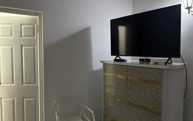 Remarkable 1-bed Apartment in Montego Bay