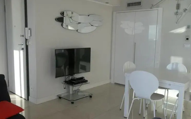 Two Bedrooms Apartment in Cannes