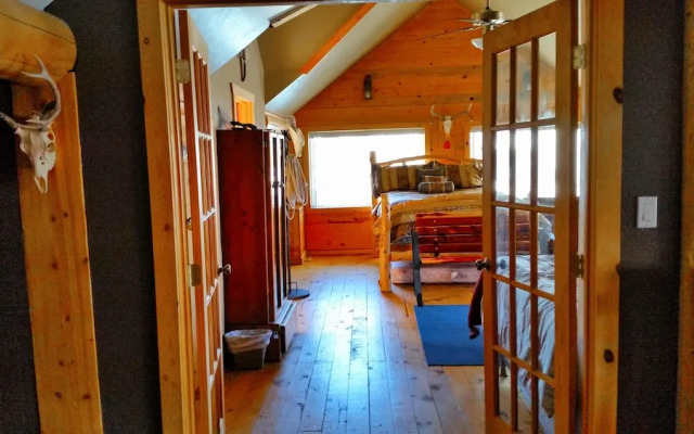 Horsehead Mountain Lodge