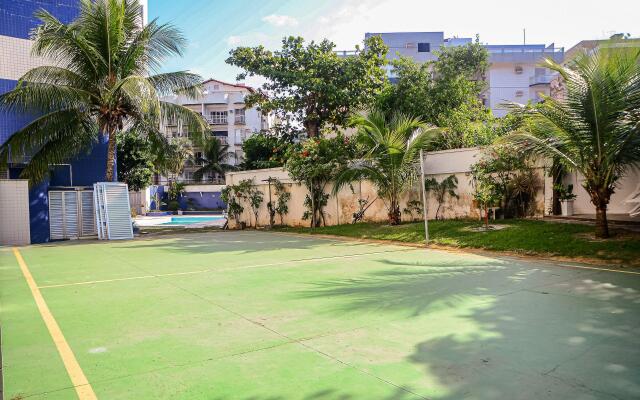 Apto 3Qts Cond. c/ piscina a 600m da Praia CEE202