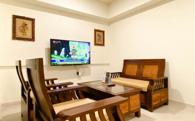 Modern Look 2Br At Meikarta Apartment