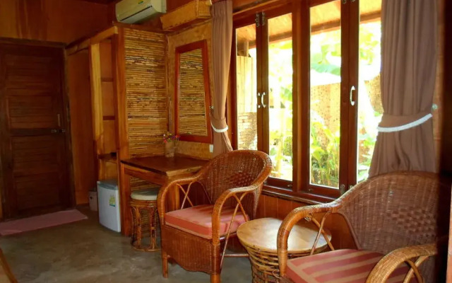 The Cliff and River Jungle Resort