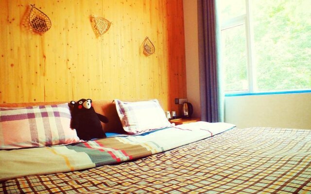 V Hostel