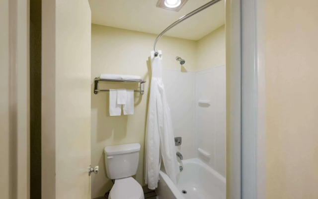 Quality Inn SeaTac Airport-Seattle