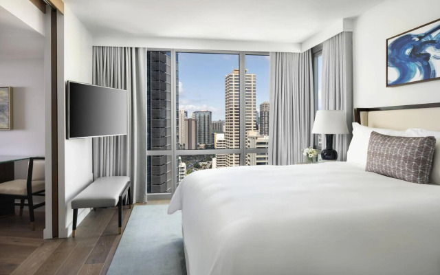 The Ritz-Carlton Residences, Waikiki Beach