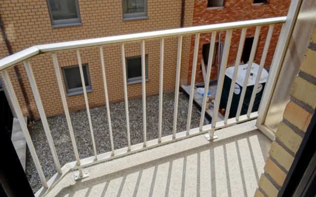 Beachside Modern Retreat