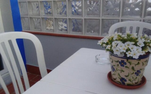 Hostal Cuevas