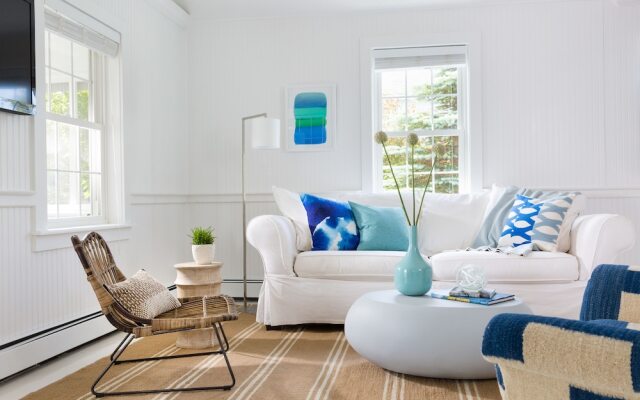 Blue - Inn on The Beach