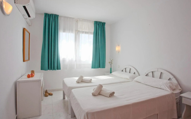 Apartamentos Sol Romántica by DOT Suites