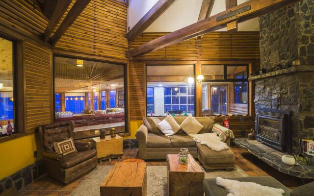 Weskar Patagonia Lodge