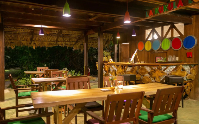 La Kukula Lodge