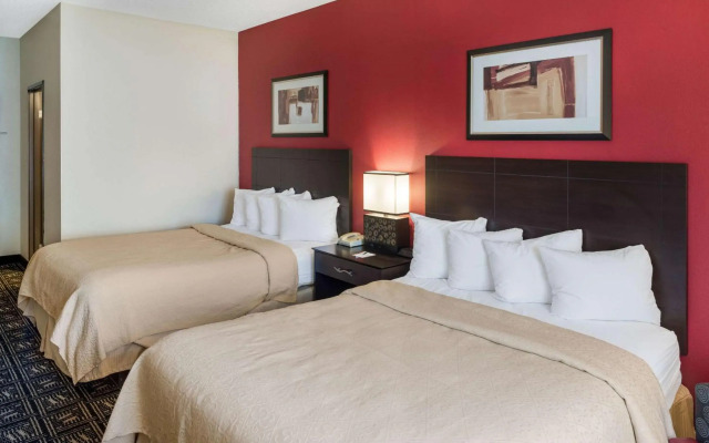 Quality Inn & Suites Mankato East