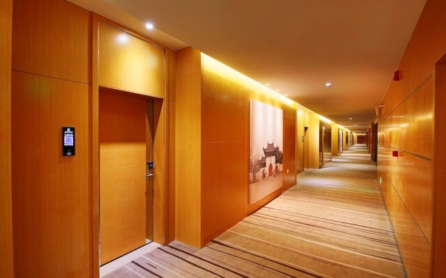 New Beacon Airport International Hotel