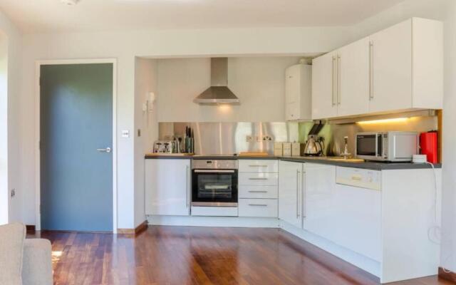 Luxury Summerhouse Annexe in lush gardens in Fowey