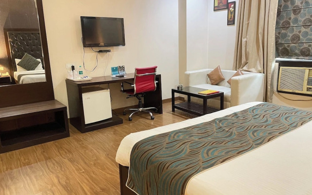 Hotel Mansarover Paradise