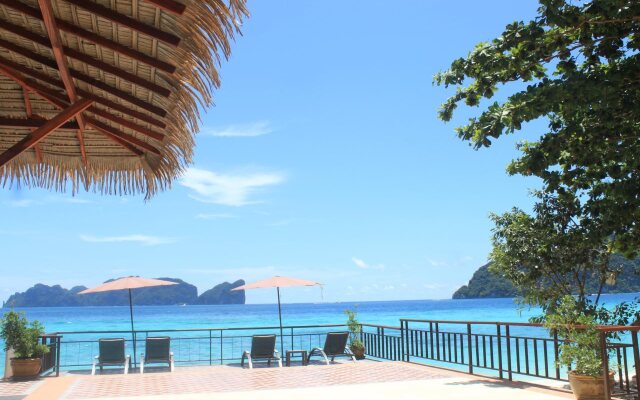 Phi Phi Long Beach Resort & Villa
