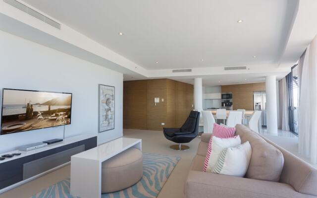 Oracle Resort Private 3 Bed Skyhome