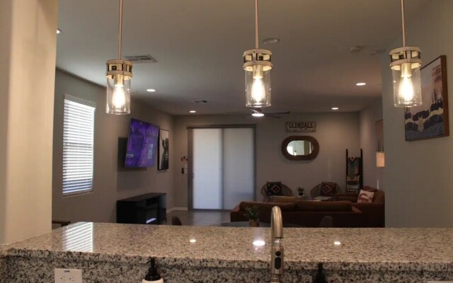 Az Desert Home Near Statefarm Stadium
