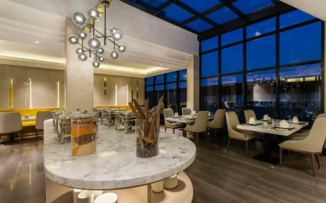 WAW Hotel Suites King Abdullah Road