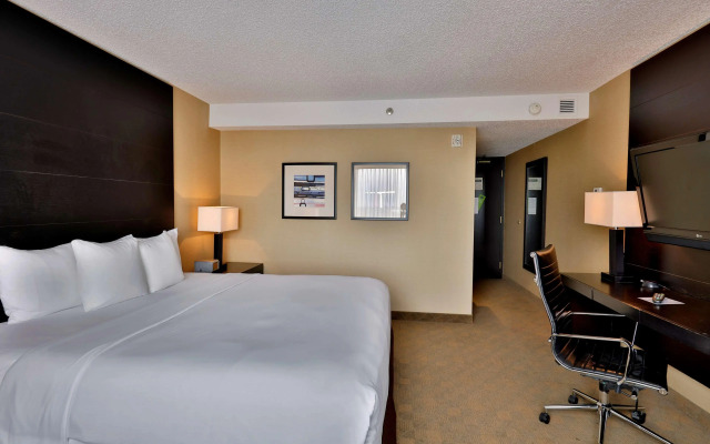 Radisson Hotel & Convention Center Edmonton