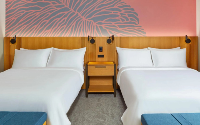 Renaissance Honolulu Hotel & Spa