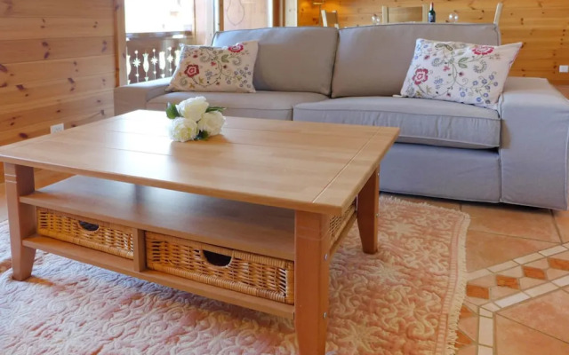 Rhodonite 33 Ollon in Ollon