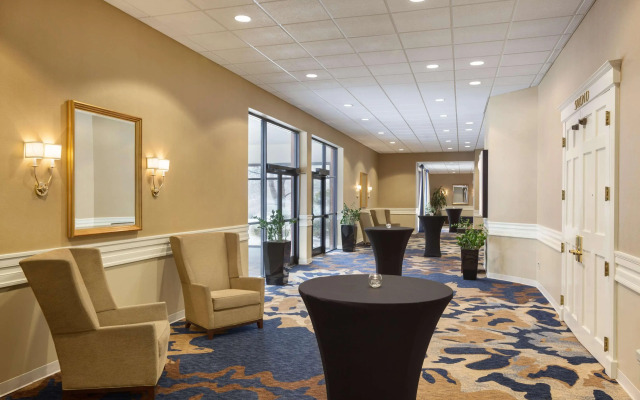 DoubleTree by Hilton Boston - Andover