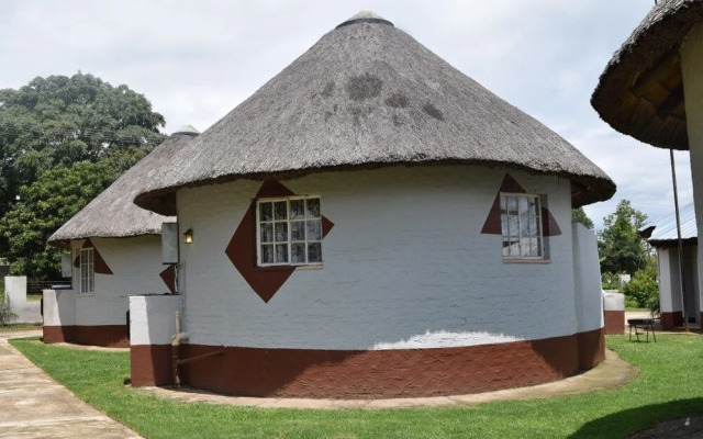 Sheris Lodge and Backpackers