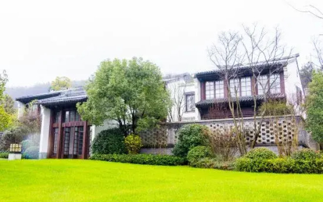 Xianning Guest House