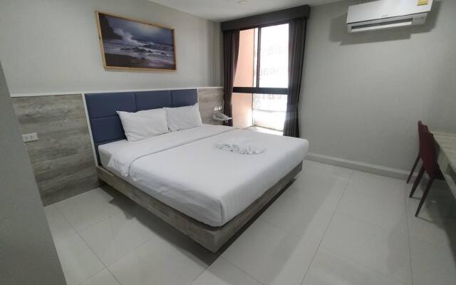 Sattahip 9 Boutique Hotel OYO Rooms