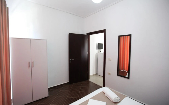 Beshiku ApartHotel