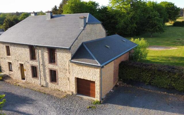 L'antre Parenthese de Sainte-Cecile