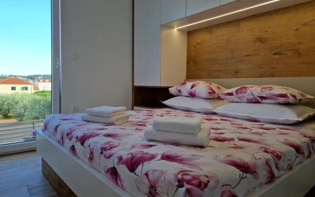 Apartman Marčelina 1 with private pool