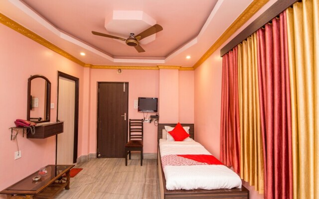 Moon Light Hotel