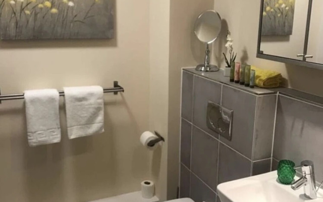 Lovely 1-bed Studio in Bristol