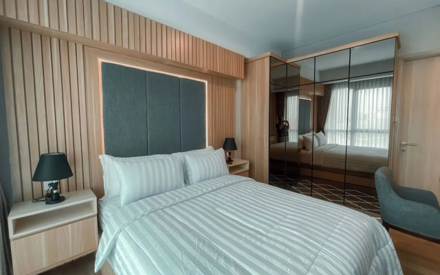 Staycation Jakarta Holland Village