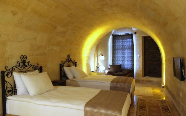 Kayra Cave Suites