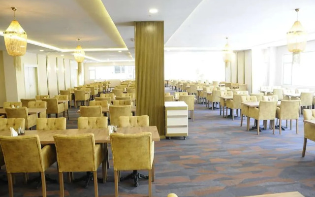 Yeni̇ Sevcan Hotel