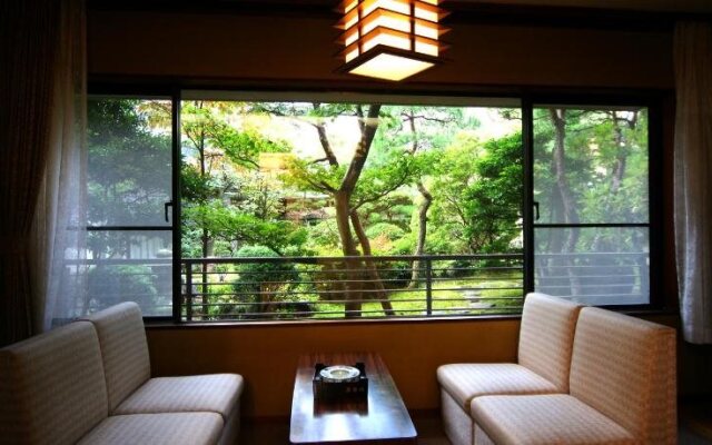 Awazuonsen Kitahachi