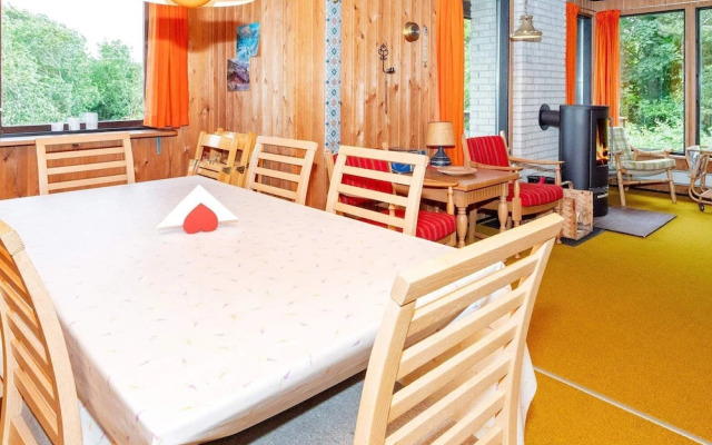 Lovely Holiday Home in SpÃ¸ttrup near Sea